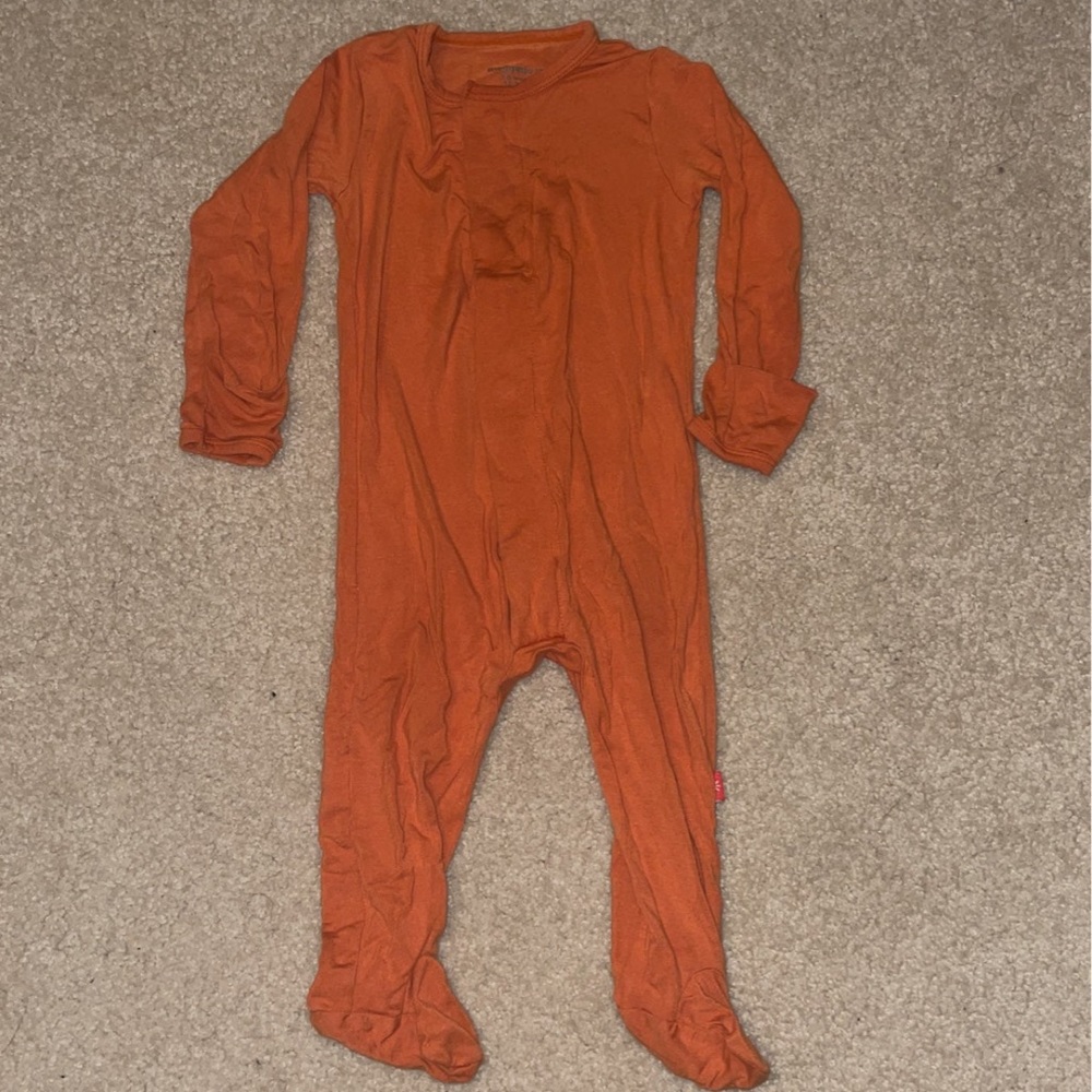 Magnetic Me Rust Footie PJ size 3-6m